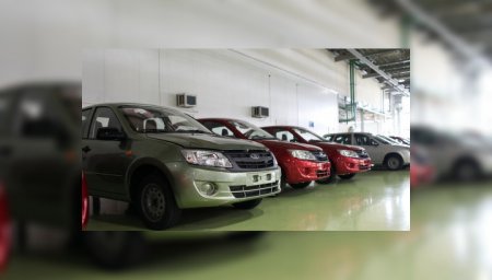 Пострадавшим на производствах жителям края выдали бесплатные автомобили