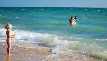 На всех пляжах Анапы запрещено купание детей