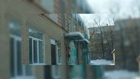 Над маленькими челябинцами нависла ледяная угроза