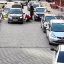 Таксист переехал ребенка в омском дворе. Видео