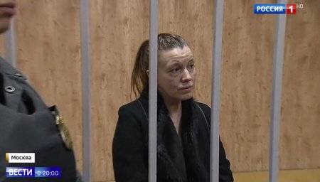 Женщину, оставившую 5-летнюю дочь одну, проверят психиатры